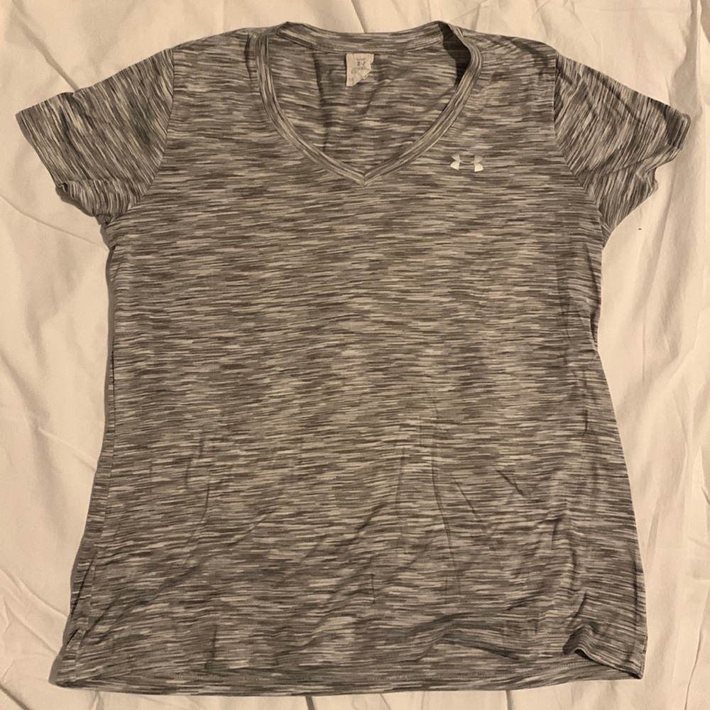 Under Armour women’s shirt large